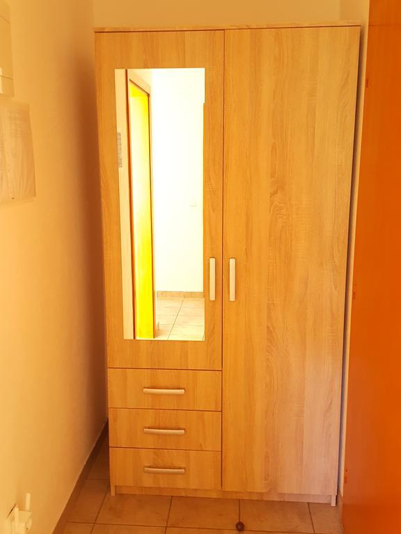 Apartments Mirakul Лопар Экстерьер фото