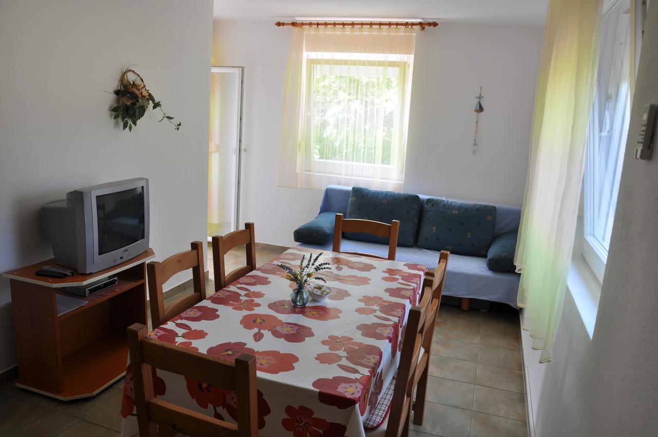 Apartments Mirakul Лопар Экстерьер фото